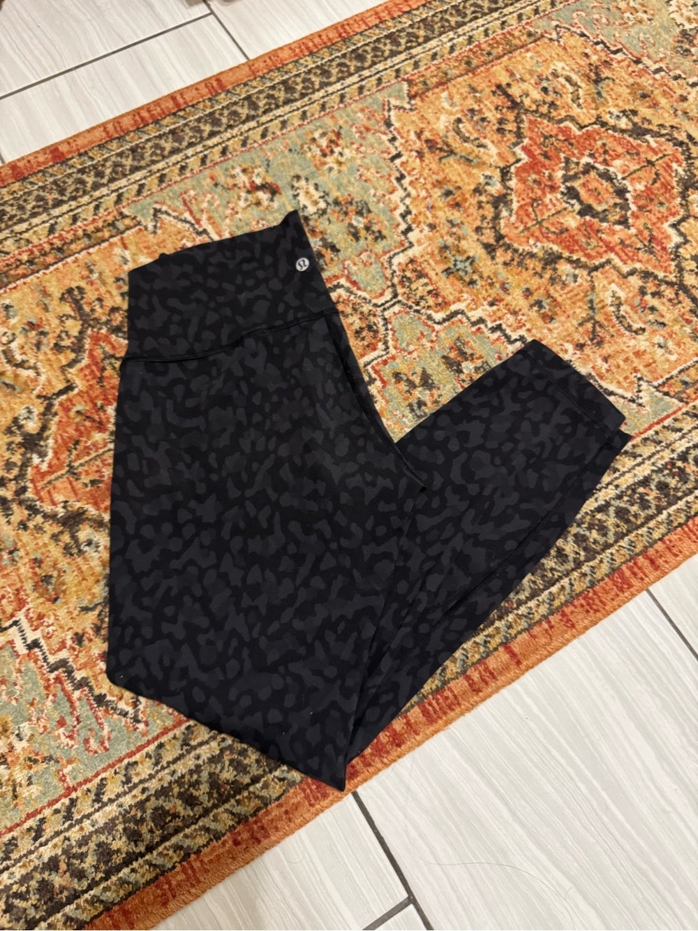 Lululemon wonder under 7/8 leggings